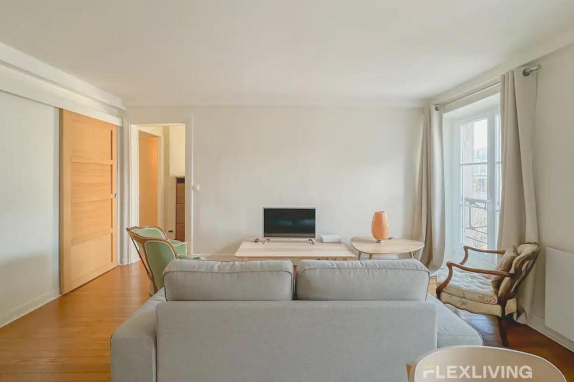 Flexliving - T2 - Guy De La Brosse * Parijs